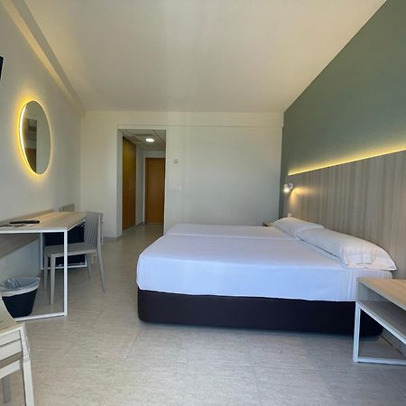 בנידורם Hotel Marconi מראה חיצוני תמונה
