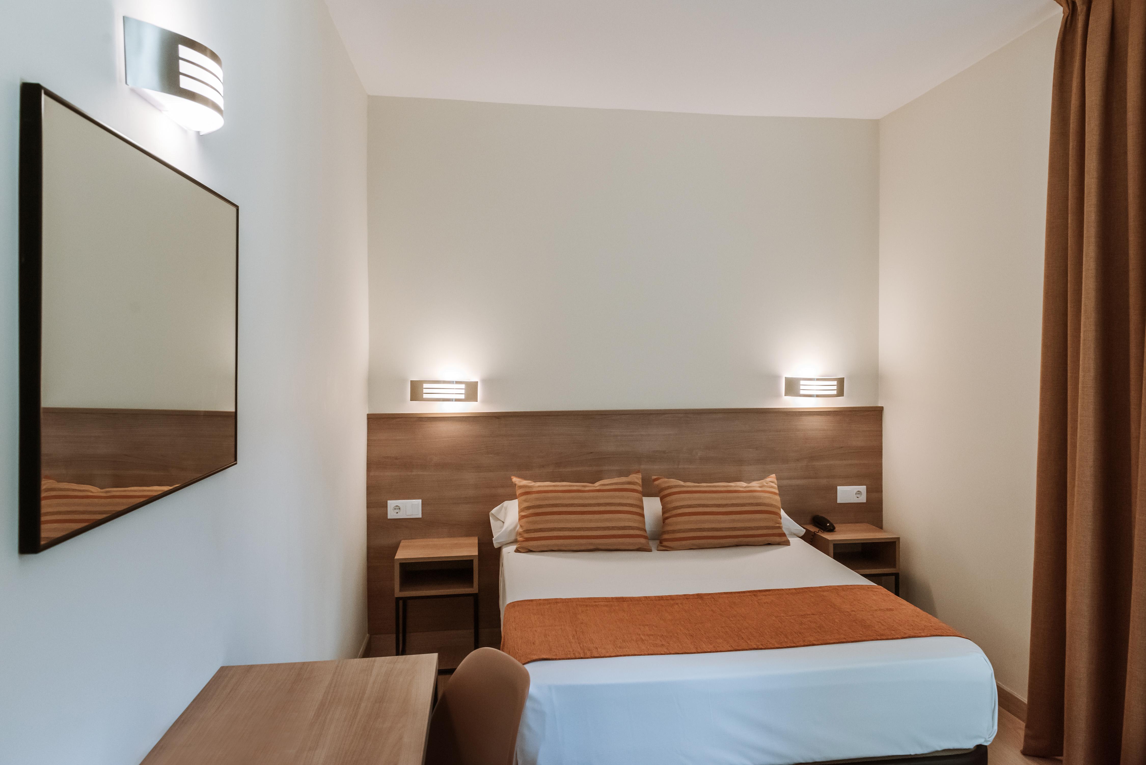 בנידורם Hotel Marconi מראה חיצוני תמונה