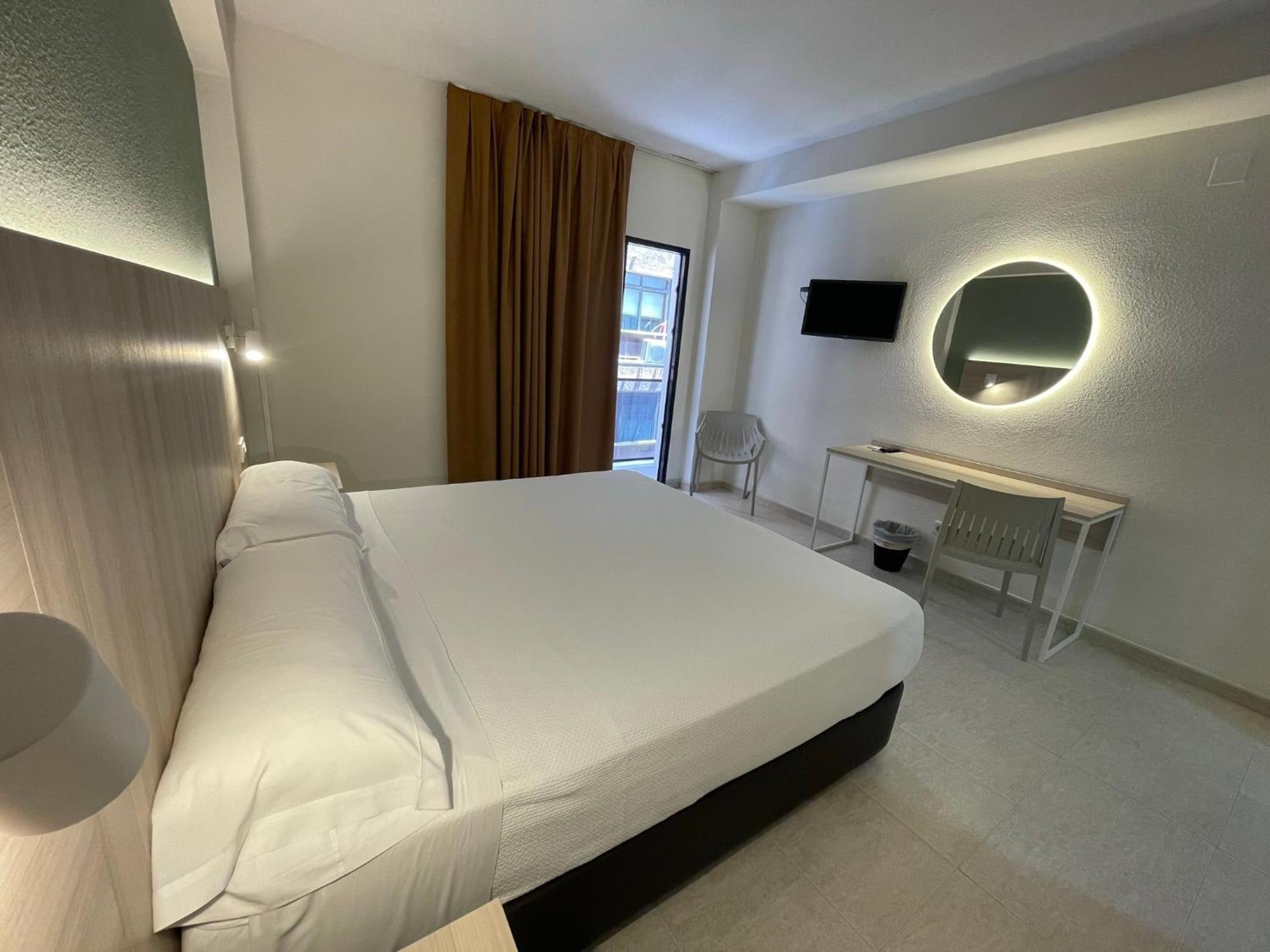 בנידורם Hotel Marconi מראה חיצוני תמונה