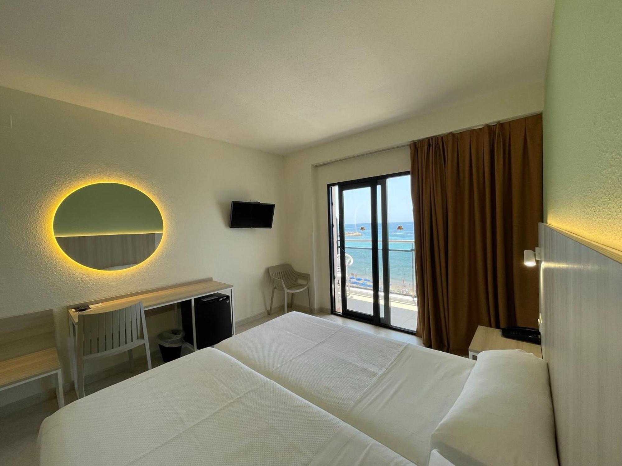 בנידורם Hotel Marconi מראה חיצוני תמונה