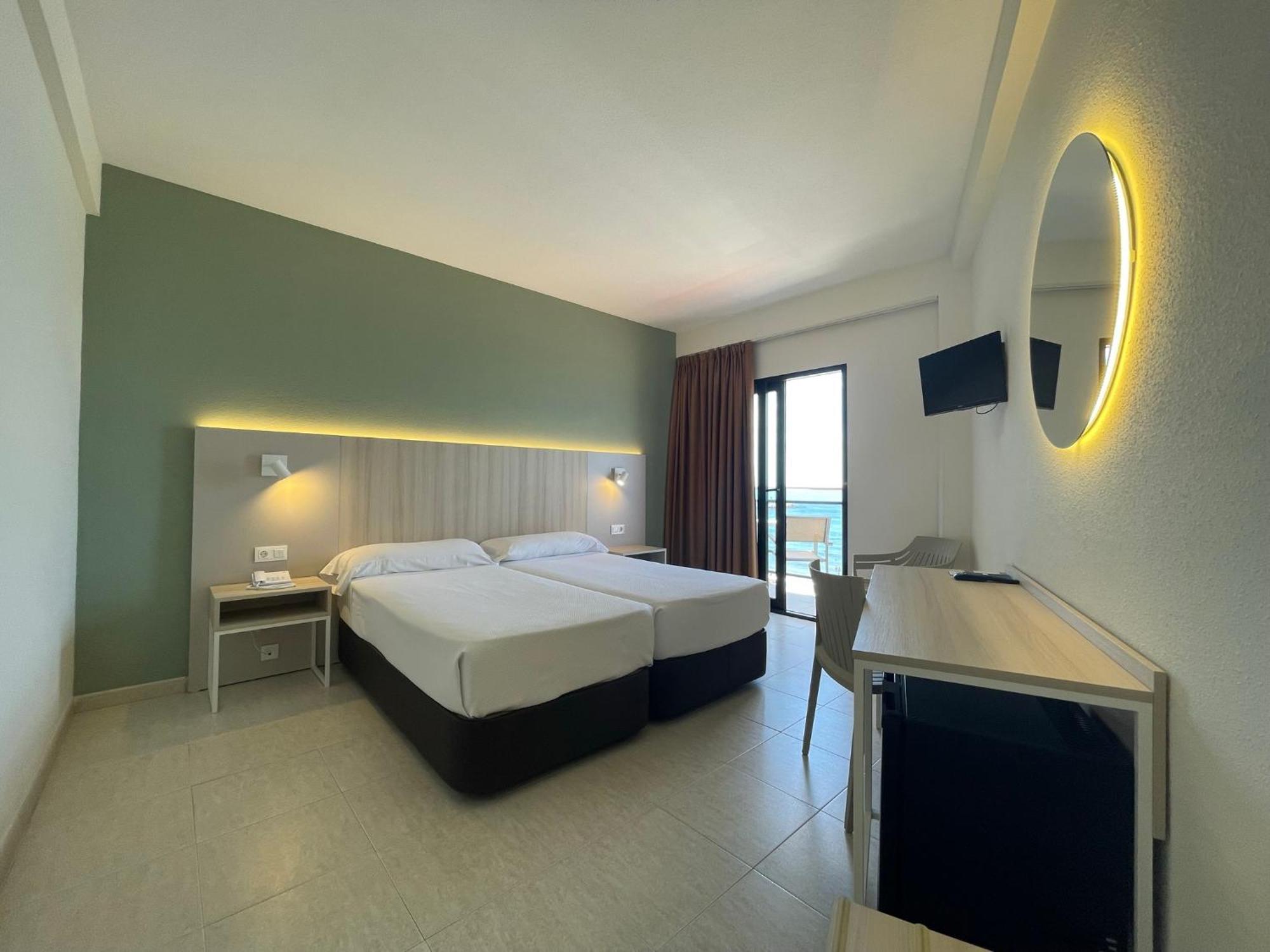 בנידורם Hotel Marconi מראה חיצוני תמונה
