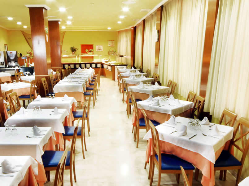 בנידורם Hotel Marconi מראה חיצוני תמונה